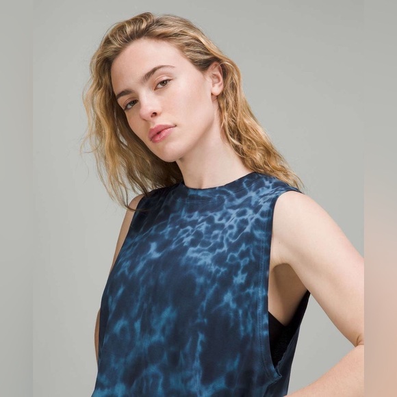 Lululemon All Yours Tank Top in Marmoleado Tie Dye Soft Denim Size 8. - Picture 9 of 11